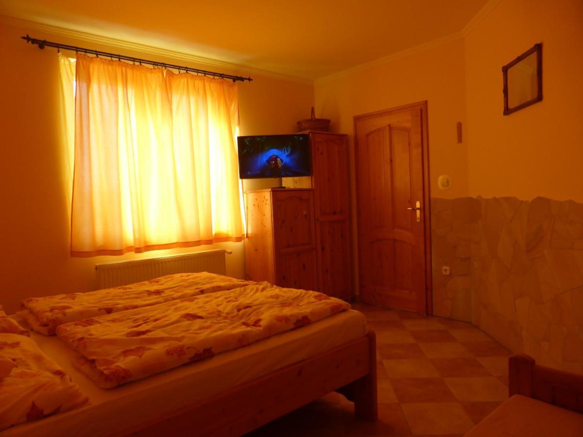 Napfeny Apartman Es Vendeghaz Egerszalók Екстериор снимка