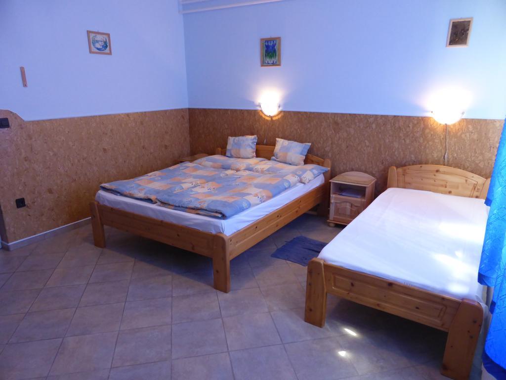 Napfeny Apartman Es Vendeghaz Egerszalók Екстериор снимка