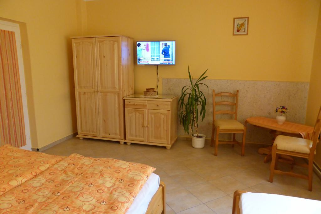 Napfeny Apartman Es Vendeghaz Egerszalók Екстериор снимка
